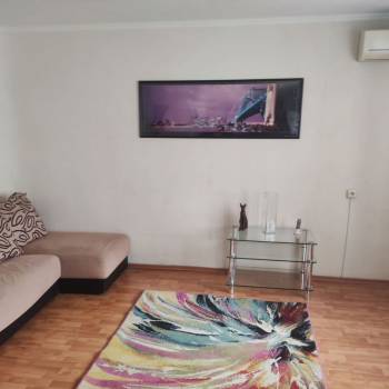 Сдается 2-х комнатная квартира, 56 м²