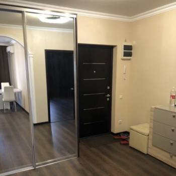 Сдается 2-х комнатная квартира, 70 м²