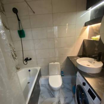 Продается 1-комнатная квартира, 36 м²