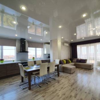 Продается 1-комнатная квартира, 66 м²