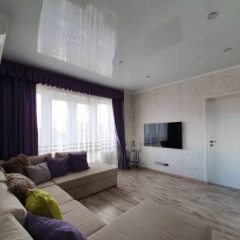 Продается 1-комнатная квартира, 66 м²