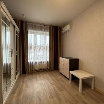 Продается 1-комнатная квартира, 36 м²