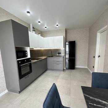 Сдается 2-х комнатная квартира, 60 м²