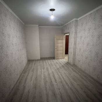 Продается 1-комнатная квартира, 43 м²