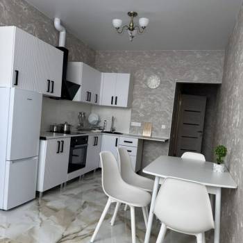 Сдается 1-комнатная квартира, 40 м²