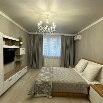 Сдается 1-комнатная квартира, 42 м²