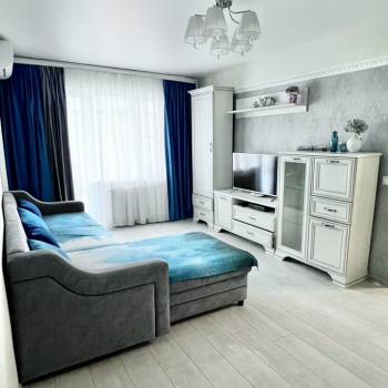 Сдается Многокомнатная квартира, 56 м²