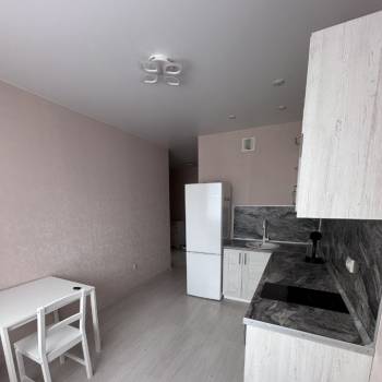 Сдается 1-комнатная квартира, 38 м²