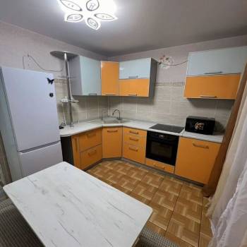 Сдается 2-х комнатная квартира, 67 м²
