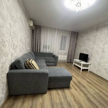 Сдается 2-х комнатная квартира, 67 м²