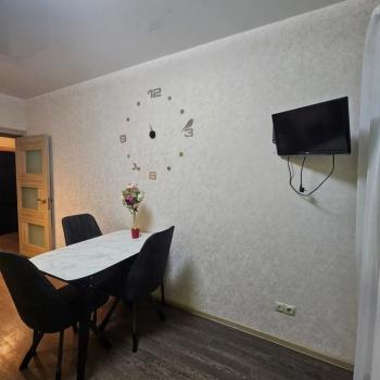 Сдается 2-х комнатная квартира, 56 м²
