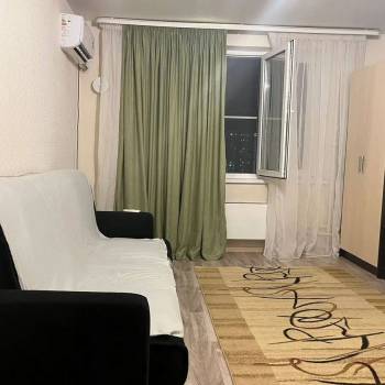 Продается 1-комнатная квартира, 37,5 м²
