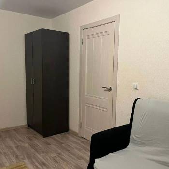 Продается 1-комнатная квартира, 37,5 м²