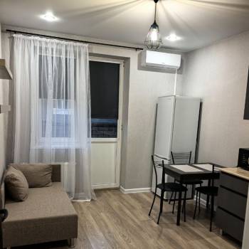 Сдается 1-комнатная квартира, 44 м²