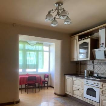 Сдается 2-х комнатная квартира, 85 м²
