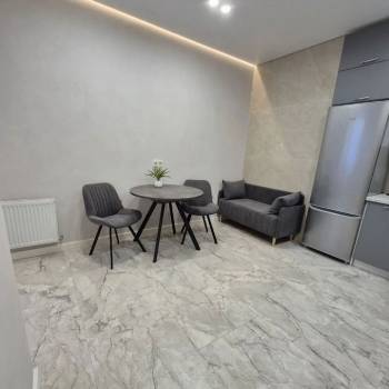 Сдается 1-комнатная квартира, 39 м²