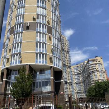 Сдается 1-комнатная квартира, 47 м²