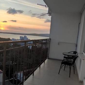 Продается 1-комнатная квартира, 50 м²