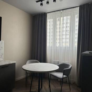Продается 1-комнатная квартира, 35 м²