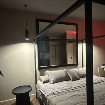 Продается 1-комнатная квартира, 35 м²