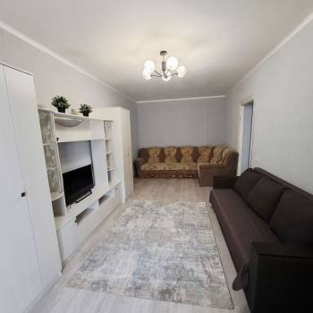 Продается 1-комнатная квартира, 44 м²