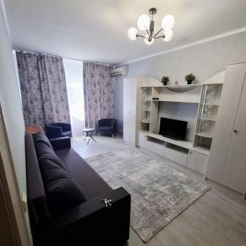 Продается 1-комнатная квартира, 44 м²