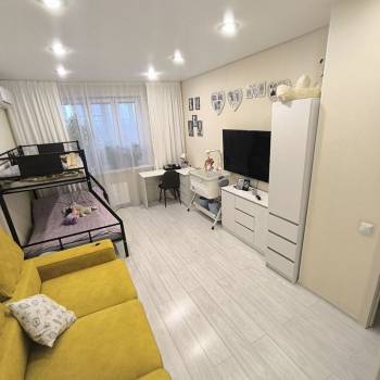 Продается 1-комнатная квартира, 47 м²