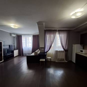 Продается 1-комнатная квартира, 46 м²