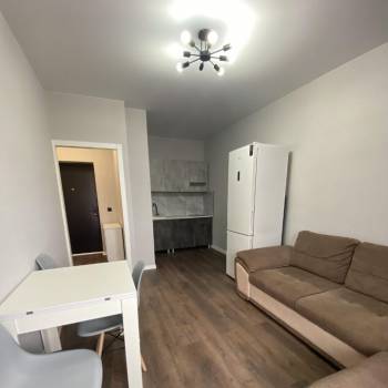 Сдается 1-комнатная квартира, 37 м²