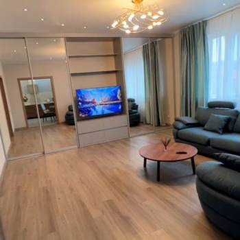 Сдается Многокомнатная квартира, 101 м²