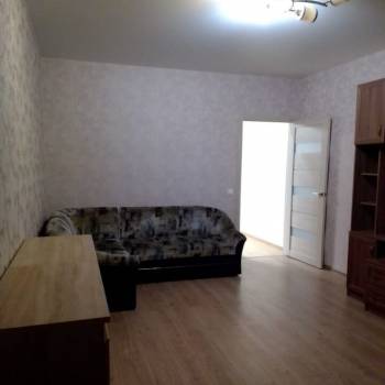 Сдается 1-комнатная квартира, 43 м²