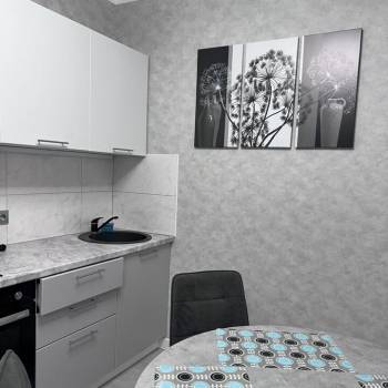 Продается 1-комнатная квартира, 36 м²