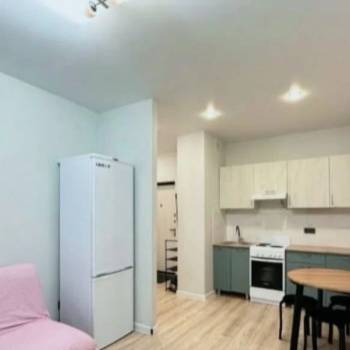 Сдается 1-комнатная квартира, 37 м²