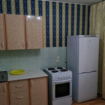 Сдается 1-комнатная квартира, 38 м²