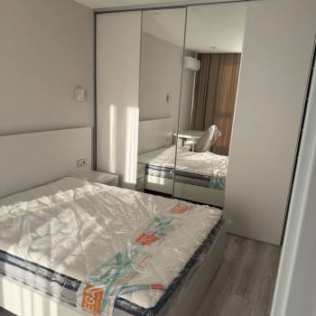 Сдается 1-комнатная квартира, 42 м²
