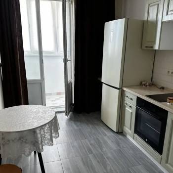 Сдается 1-комнатная квартира, 36 м²