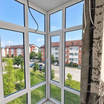 Продается 1-комнатная квартира, 38 м²