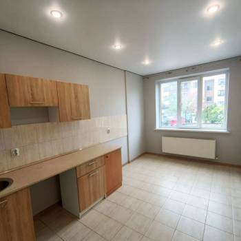 Продается 1-комнатная квартира, 41 м²