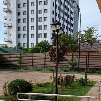 Сдается 1-комнатная квартира, 57,6 м²