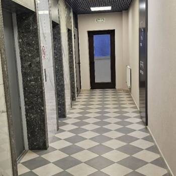 Продается 1-комнатная квартира, 62 м²