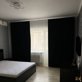 Продается 1-комнатная квартира, 41,8 м²