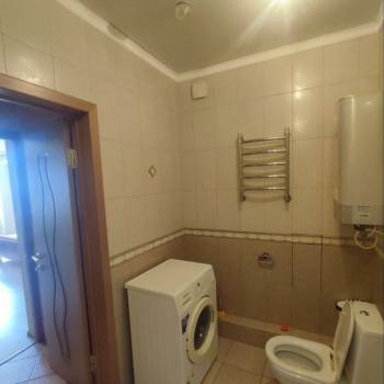 Сдается 2-х комнатная квартира, 92 м²