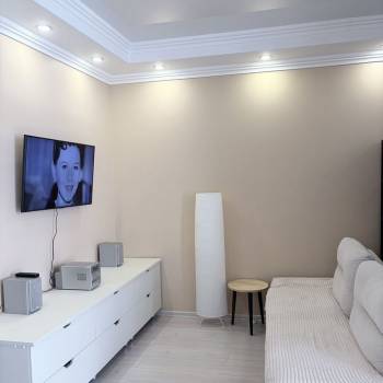 Продается 1-комнатная квартира, 37 м²