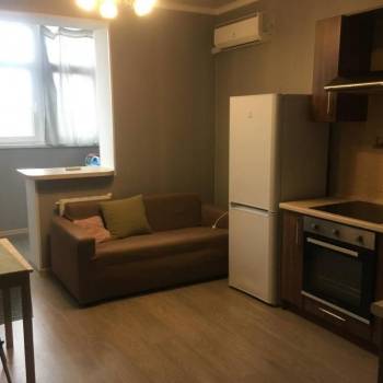 Сдается 1-комнатная квартира, 46,5 м²