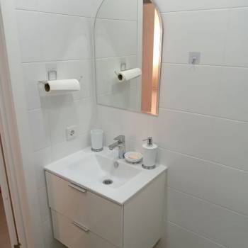 Продается 1-комнатная квартира, 40 м²