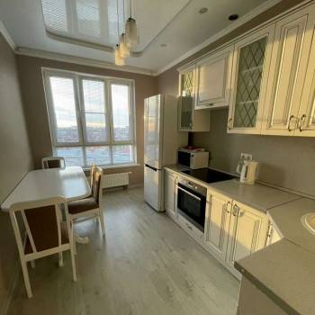 Сдается 2-х комнатная квартира, 53 м²