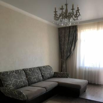 Сдается 2-х комнатная квартира, 75 м²