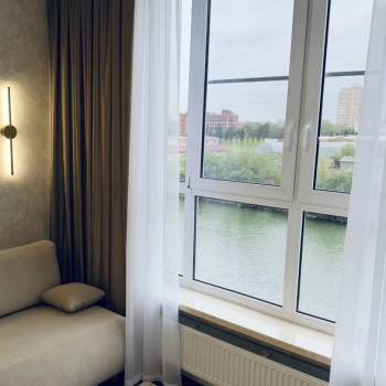 Сдается 2-х комнатная квартира, 80 м²