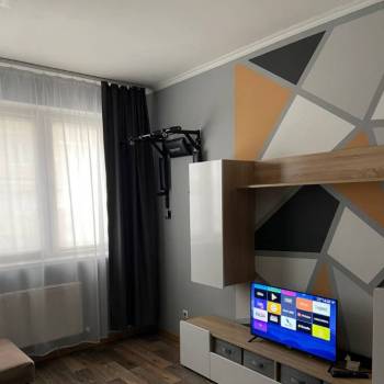 Продается 1-комнатная квартира, 32,7 м²