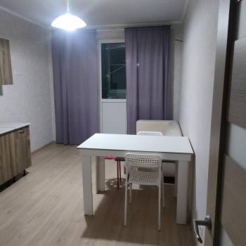 Сдается 1-комнатная квартира, 44 м²